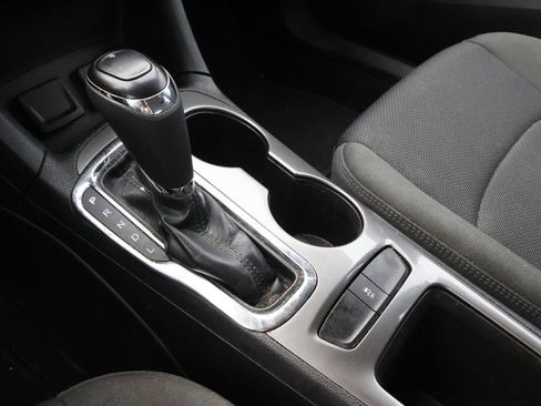 Used 2017 Chevrolet Cruze LT image 26
