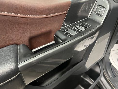 Used 2022 Ford F150 Lariat image 23