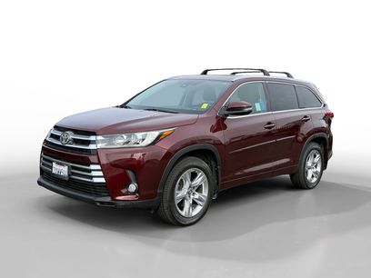 Used 2017 Toyota Highlander Limited