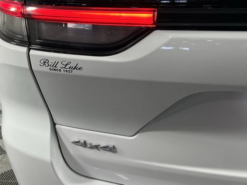 Certified 2024 Jeep Grand Cherokee Limited image 12