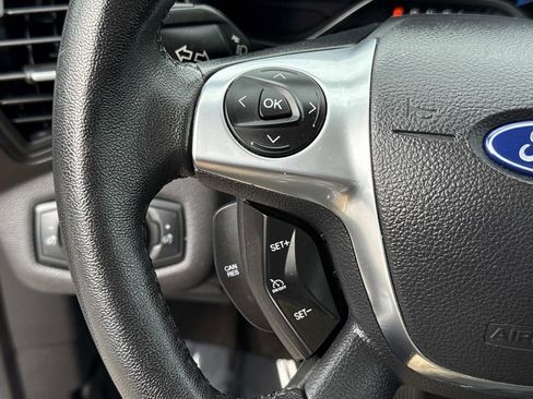 Used 2017 Ford C-MAX SE w/ Cold Weather Package image 40