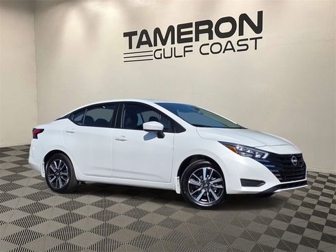 New 2025 Nissan Versa SV w/ Trunk Package image 1