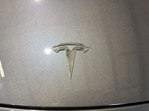 Used 2023 Tesla Model Y Long Range AWD/4WD image 68