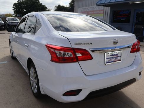 Used 2019 Nissan Sentra S FWD image 5