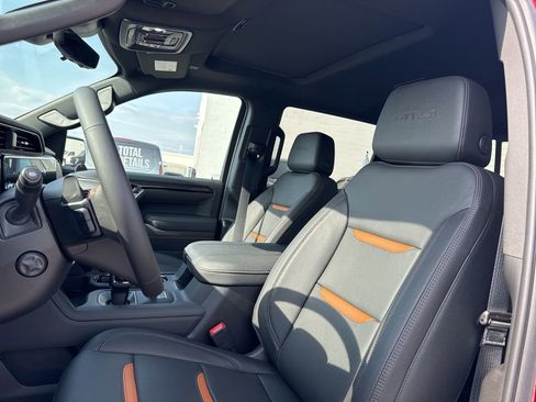 New 2025 GMC Sierra 1500 AT4 w/ AT4 Premium Package image 18