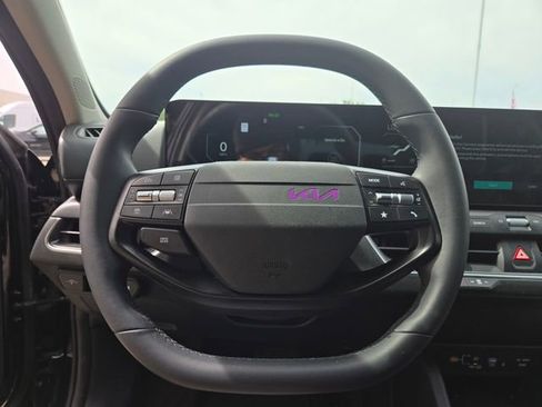 Certified 2025 Kia K4 EX image 22