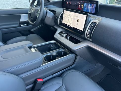 New 2026 Ford Expedition Max Active AWD/4WD image 18