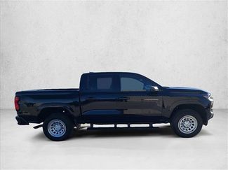 Used 2024 Chevrolet Colorado W/T video 4