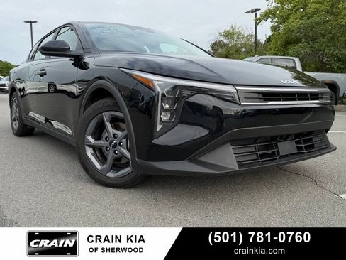 Certified 2025 Kia K4 FWD image 1
