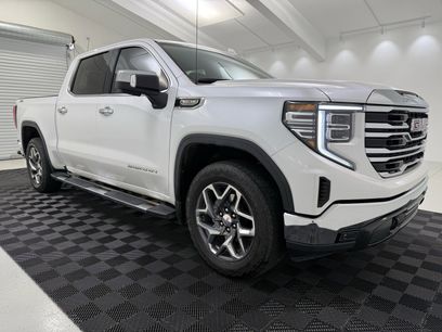 Used 2023 GMC Sierra 1500 SLT w/ SLT Premium Package