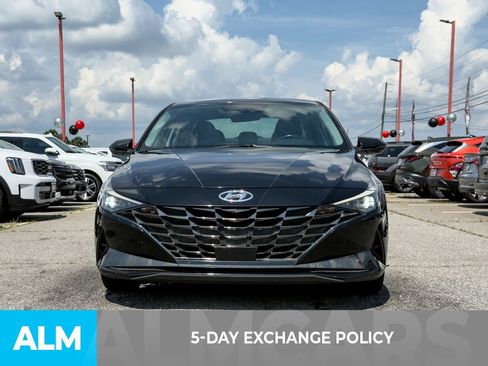 Used 2023 Hyundai Elantra Limited FWD image 3