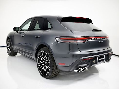 Used 2026 Porsche Macan AWD/4WD image 3
