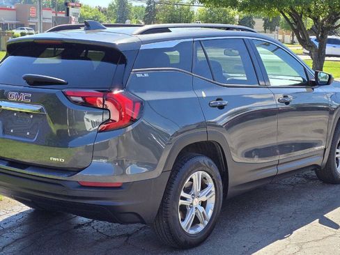 Used 2018 GMC Terrain SLE w/ Driver Convenience Package AWD/4WD image 6