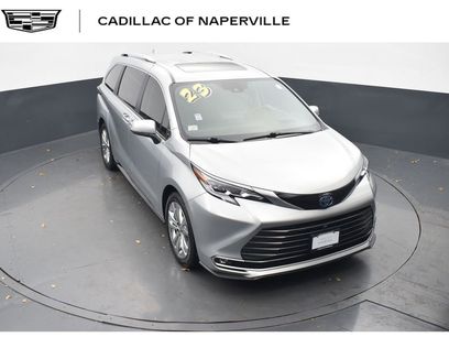 Used 2023 Toyota Sienna Platinum