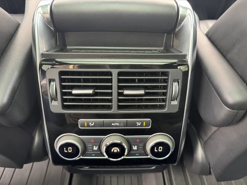 Used 2017 Land Rover Range Rover Sport HSE Dynamic AWD/4WD image 16