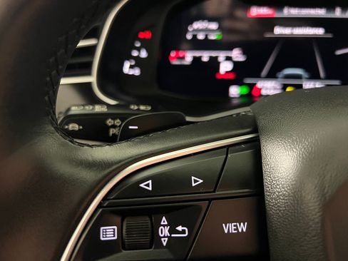 Used 2022 Audi Q7 Premium Plus w/ Premium Plus Package image 17