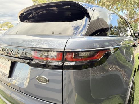 Used 2020 Land Rover Range Rover Velar R-Dynamic S image 11
