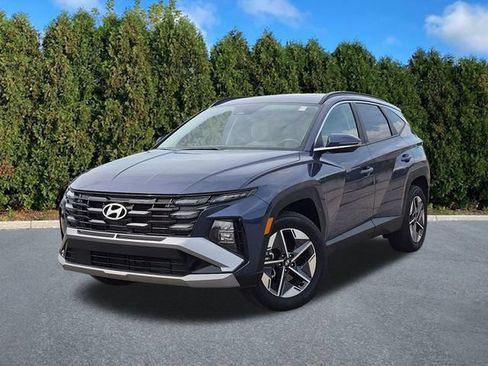 Certified 2025 Hyundai Tucson SEL AWD/4WD image 1