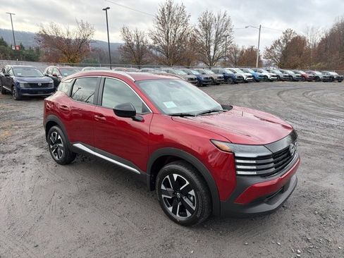 New 2026 Nissan Kicks SV w/ SV Premium Package image 4