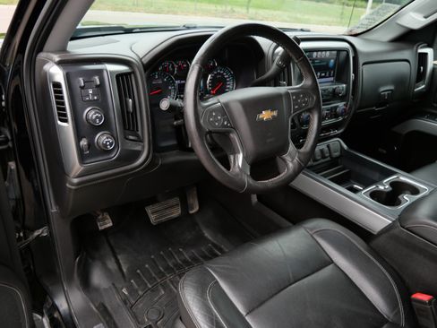 Certified 2017 Chevrolet Silverado 1500 LTZ Z71 w/ LTZ Plus Package AWD/4WD image 20