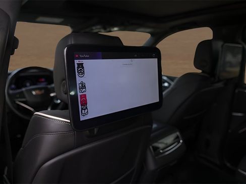 Used 2024 Cadillac Escalade ESV Sport w/ LPO, ONYX Package image 27