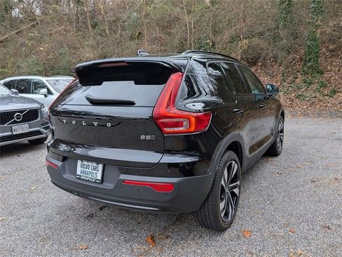 Certified 2023 Volvo XC40 B5 Plus w/ Protection Package Premier image 7