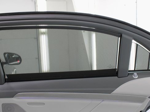 Used 2015 Mercedes-Benz S 550 Sedan image 48