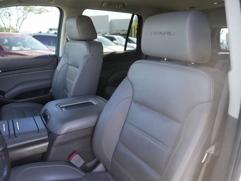 Used 2018 GMC Yukon Denali image 10
