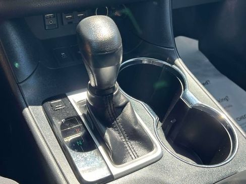 Certified 2019 Toyota Highlander LE AWD/4WD image 31