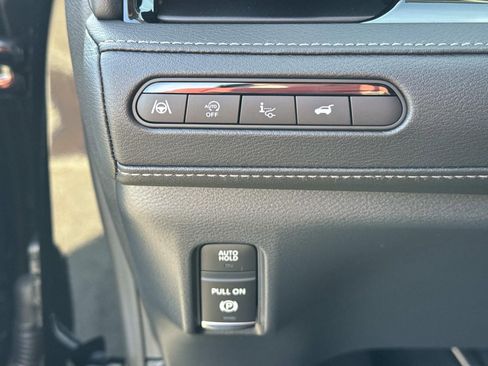 New 2026 INFINITI QX80 Luxe w/ Cargo Package image 17