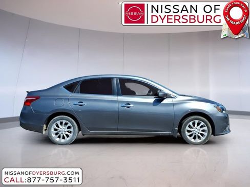 Used 2019 Nissan Sentra S w/ Appearance Package FWD image 2