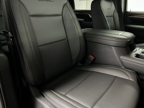 New 2026 GMC Sierra 2500 Denali w/ Denali Reserve Package image 65