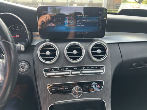 Used 2020 Mercedes-Benz C 300 4MATIC Sedan image 17