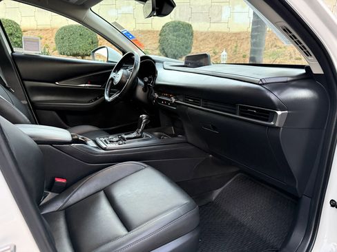 Used 2022 MAZDA CX-30 AWD 2.5 S w/ Select Package image 19