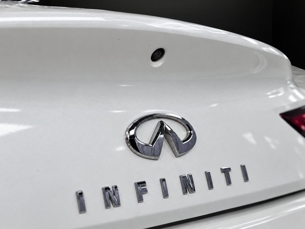 Used 2019 INFINITI Q60 Red Sport 400 AWD/4WD image 38
