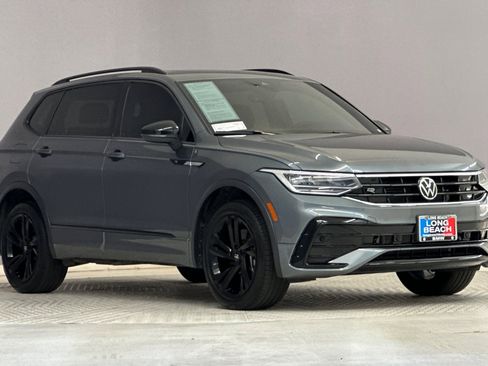 Used 2024 Volkswagen Tiguan SE R-Line FWD image 6