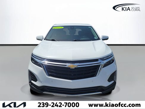 Used 2023 Chevrolet Equinox LT AWD/4WD image 2
