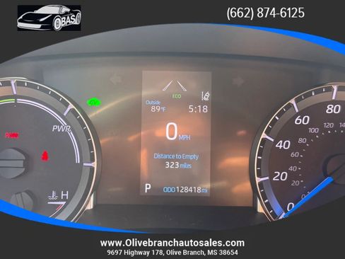 Used 2022 Toyota Highlander LE AWD/4WD image 17