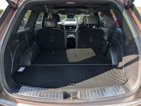 Certified 2026 Hyundai Palisade Calligraphy AWD/4WD image 18