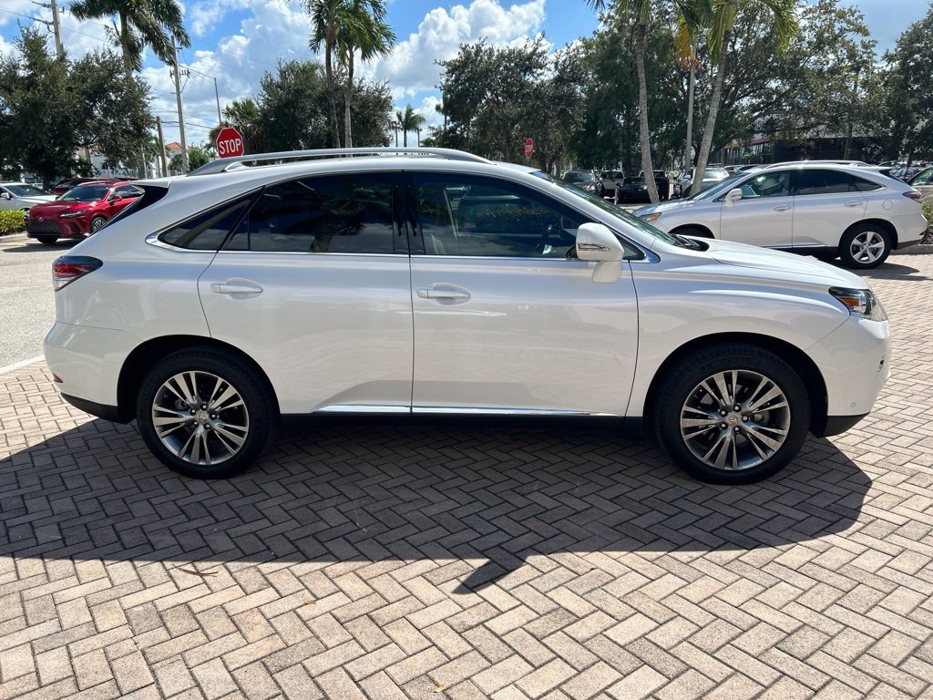 Used 2013 Lexus RX 350 FWD w/ Premium Pkg image 2
