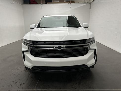 Used 2021 Chevrolet Tahoe RST w/ Luxury Package AWD/4WD image 4