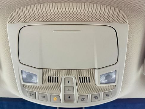 Used 2019 Ford Edge SEL w/ Equipment Group 201A image 24