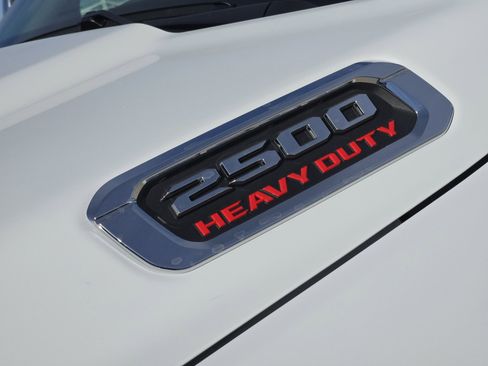 New 2026 RAM 2500 Laramie w/ Towing Technology Group image 8