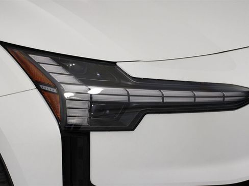 New 2026 Volvo EX30 Ultra image 13