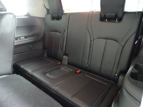 Used 2023 INFINITI QX60 Luxe w/ Cargo Package AWD/4WD image 16
