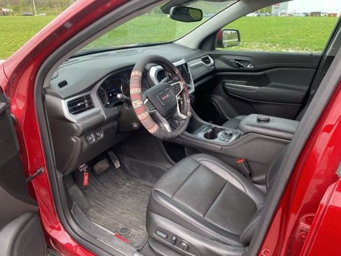 Used 2023 GMC Acadia SLT FWD image 12