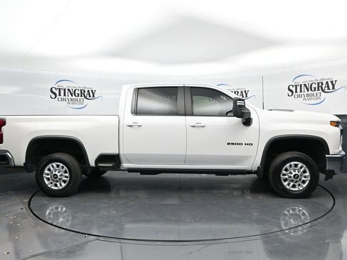 Used 2022 Chevrolet Silverado 2500 LT w/ All Star Edition RWD image 8