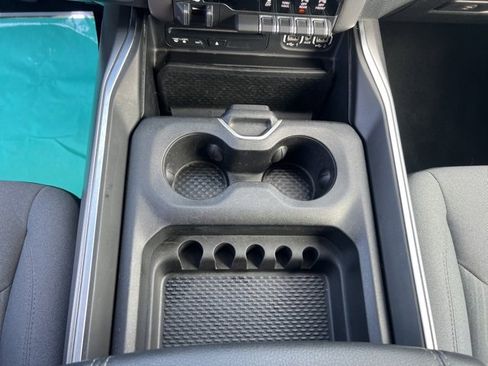 Used 2019 RAM 1500 Big Horn image 29