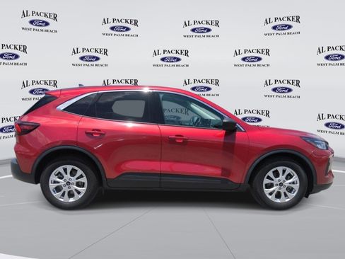 Certified 2023 Ford Escape Active w/ Tech Pack #1 FWD image 7