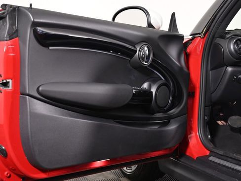 Used 2023 MINI Cooper S image 33